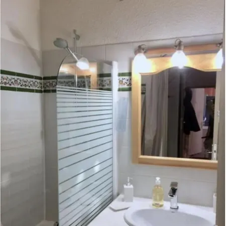 Pistes 5 Mn A Pied, Quartier Calme Pres De Piece Repas Et Salon 40 M2 *