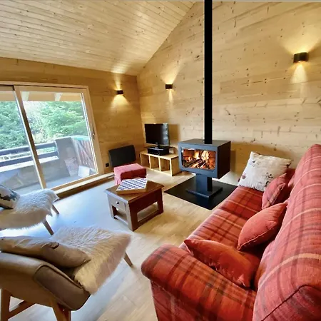 Chalet Pistes 5 Mn A Pied, Quartier Calme Pres De Piece Repas Et Salon 40 M2