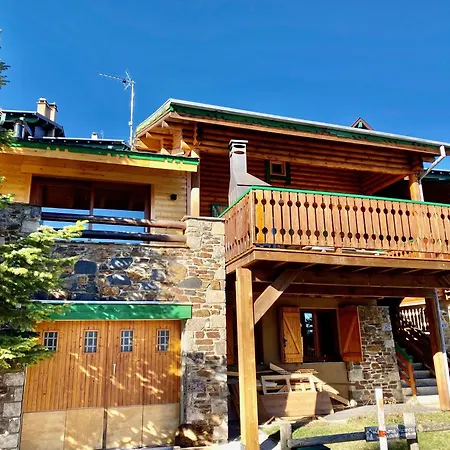 Chalet Pistes 5 Mn A Pied, Quartier Calme Pres De Piece Repas Et Salon 40 M2